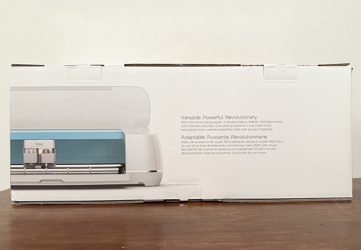 Cricut Maker in Blue & Digital Content Library Bundle Smart