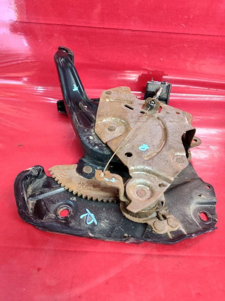 Palanca de pedal de freno de estacionamiento de emergencia Ford F-250 F-350 Super Duty 2005-2010 Foto 3 de 4