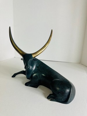 Loet Vanderveen Signed Bronze Reclining Longhorn Bull Sculpture #226/500 Steer
