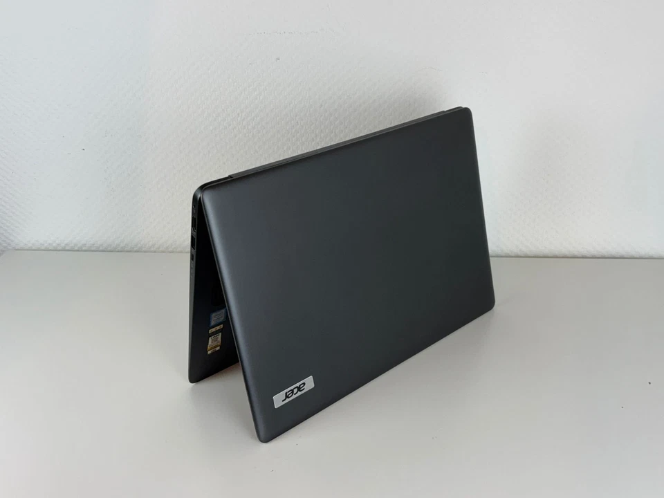 Acer TravelMate X349 G2 M i5 7200U 8GB 512GB SSD 13.9 Full HD Windows 11 Laptop - Bild 4 von 4