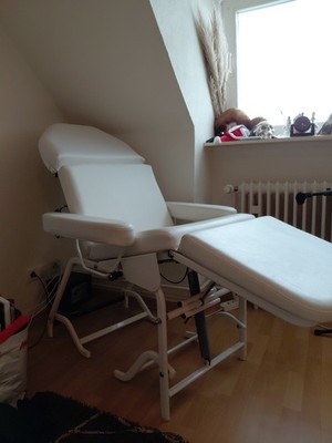 Tettoo Kosmetik Stuhl Weis 235  Leder