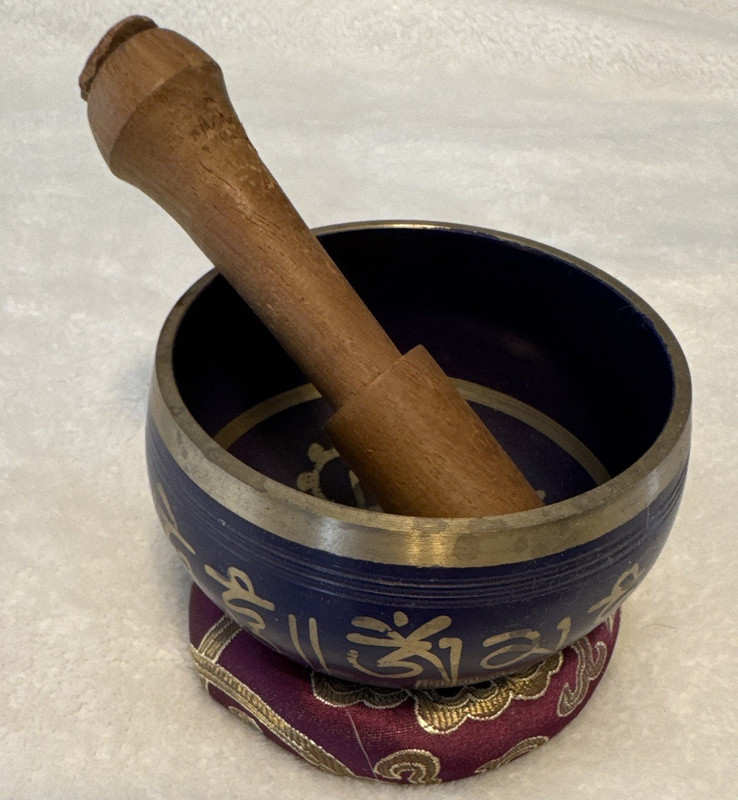 Handcrafted Metal Singing Bowl Set w/ Wooden Mallet & Cushion Ring 4 in