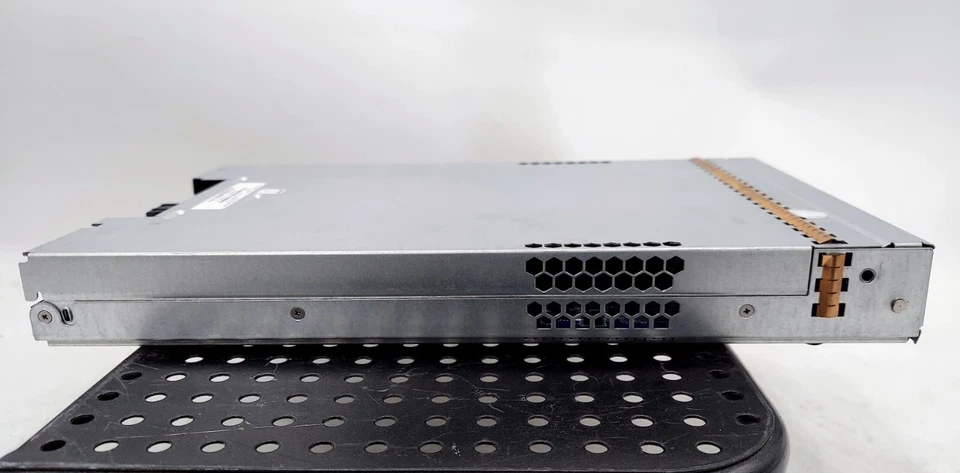 Dot Hill Quantum 3-07363-01 Disk Array Controller - Image 4 of 4