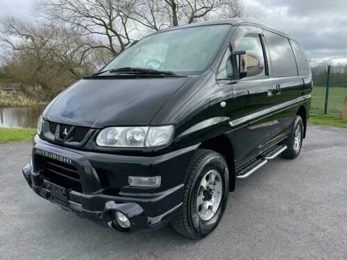 Mitsubishi Delica Cars