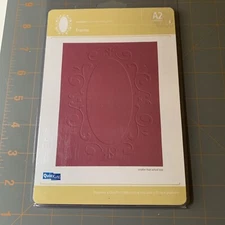 Quickutz Embossing Folder FRAME OVAL FANCY Paper Crafts Cardmaking
