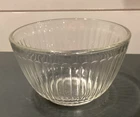 Pyrex 7401-S Ribbed Clear Glass 3-Cup 750mL Nesting Mixing Bowl 5 3/4”
