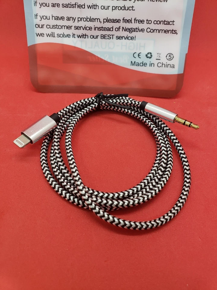 Cable de datos Apple MFi certificado iPhone a adaptador de auriculares de 3,5 mm / iPad Foto 4 de 4