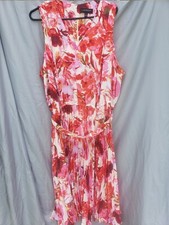 Lane Bryant Tie Back Floral Pleated Floral Size 26 Dress