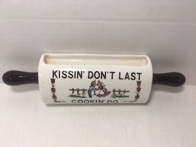 Norcrest Rolling Pin Pottery Wall Pocket  Kissin Don t Last  Japan P-103