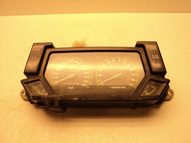 専用⑩ Kawasaki ZX600 ZX 600 Ninja #5117 Instrument Cluster / Speedometer