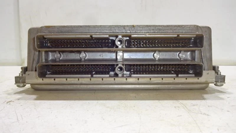 Engine ECM ID: 9361735 Fits 1999 Oldsmobile Silhouette 571140 Foto 3 de 4