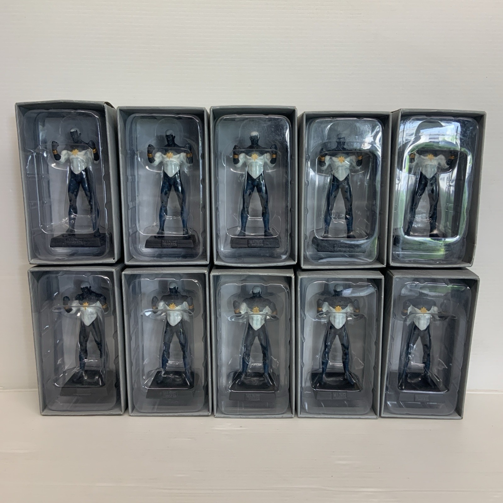 Lot de collection Eaglemoss Captain Marvel n°46 statuettes de plomb peintes à la main