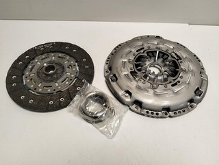 Valeo Kupplungssatz 832064 Außendurchmesser: 240 mit Druckplatte mit Scheib