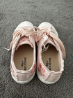 Scalloped Pink Embroidered Floral Canvas Lace Up Sneakers Women's Size 8.5 — photo 3