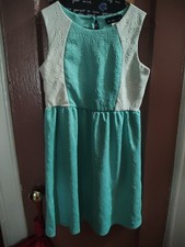 Forever 21 Sleeveless Embroidered Two-Tone Dress