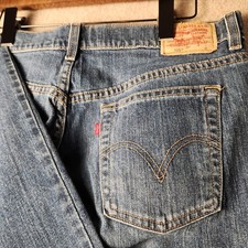 Levi Strauss 515 Y2K Bootcut Jeans Blue Denim W32 L30 Medium Wash