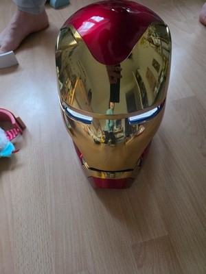 iron man helm