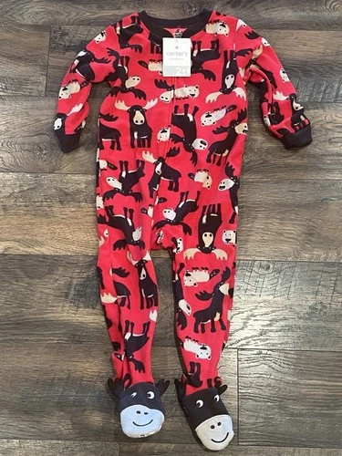 Boys Carter’s Sleeper Red Fleece Size 2T Moose Beaver NWT