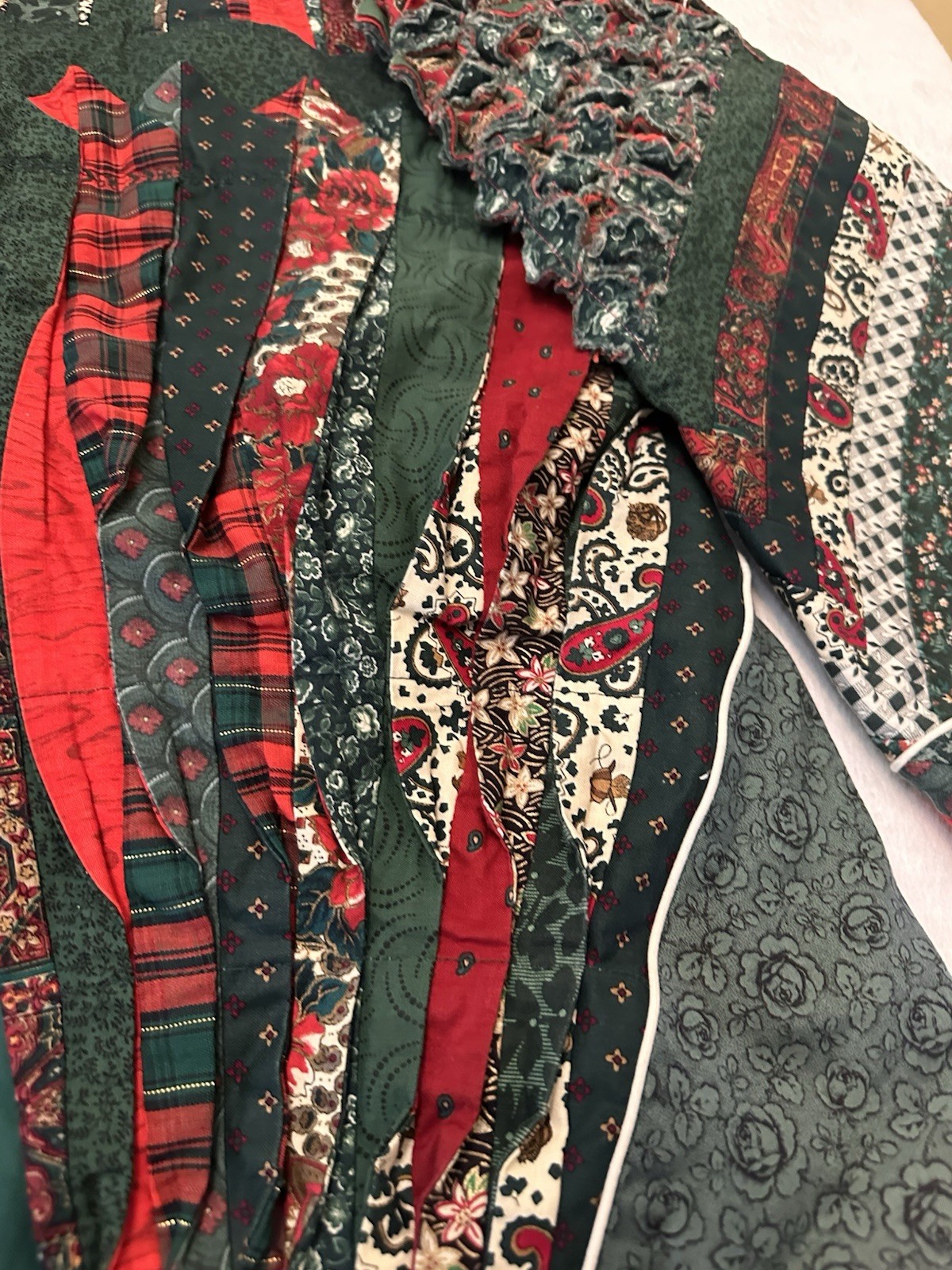 Handmade Patchwork Christmas Quilted Jacket Butto… - image 5