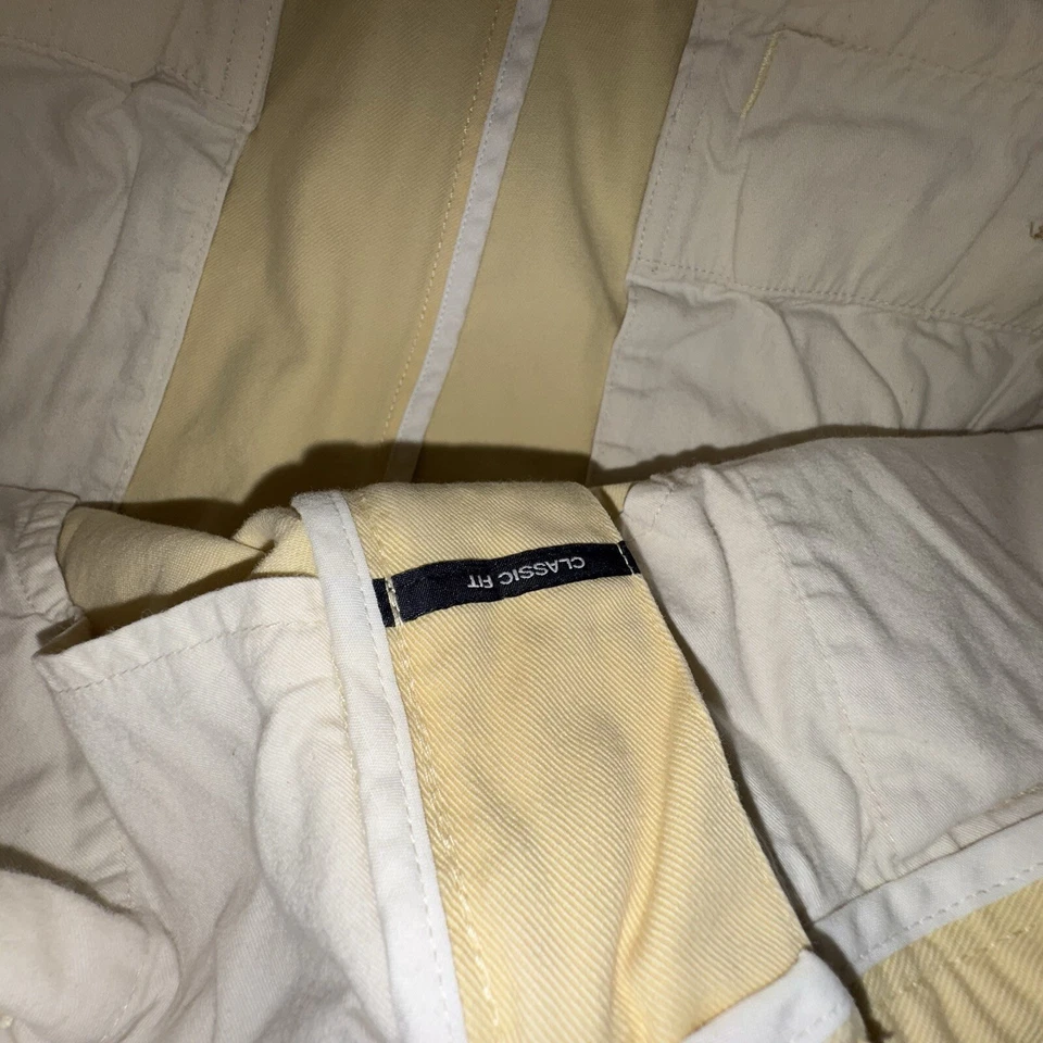 "Pantalones cortos Nautica Rigger para hombre 34 amarillos plisados calce clásico entrepierna de 9""" Foto 4 de 4