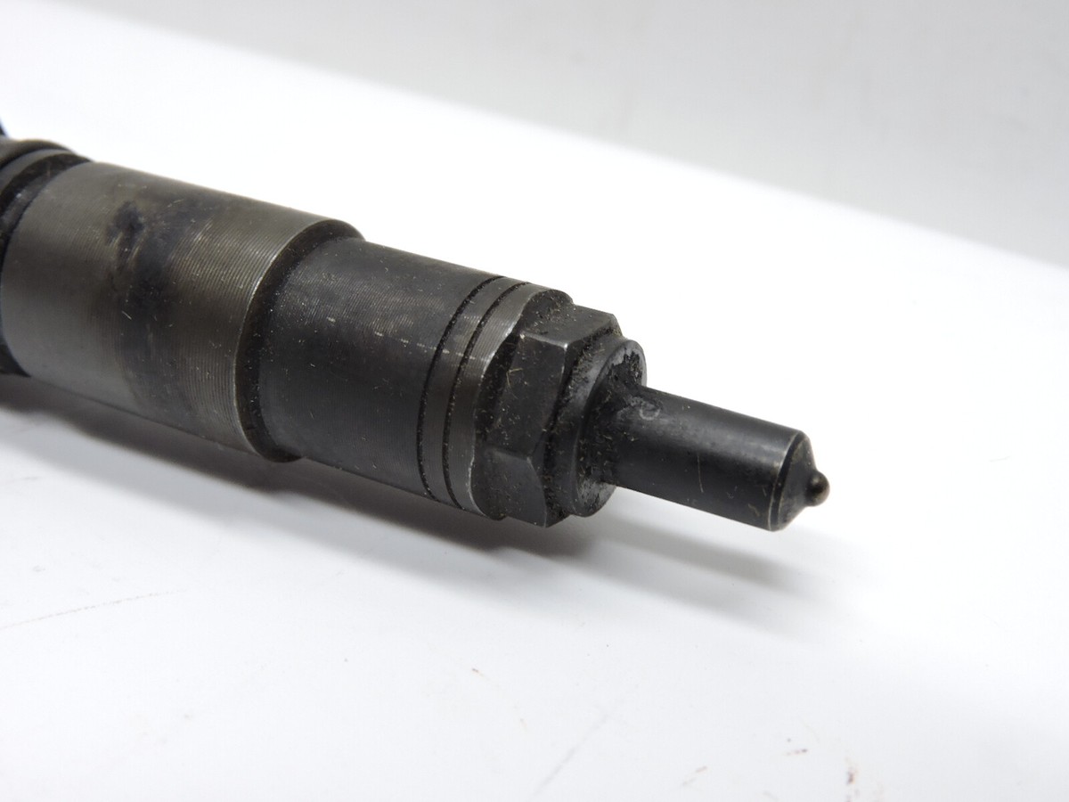 GENUINE John Deere Reman 4.5L & 6.8L Denso Fuel Injector SE502671 