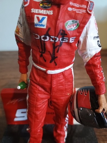 Kasey Kahne AUTOGRAPHED Dodge #9 Action Figure - Picture 11 of 11