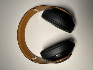 Beats Studio 3 Wireless Black Gold | eBay