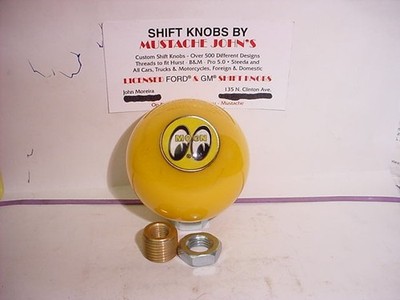Mooneyes  Yellow 2 1/4'' Shift Knob w Yellow Moon Logo