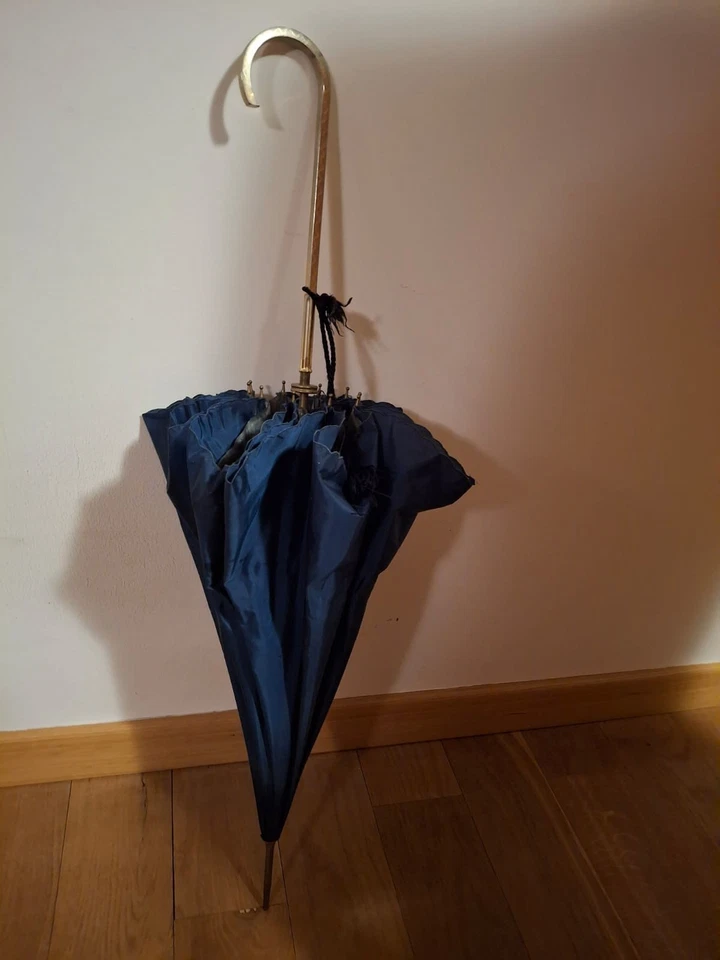 Ombrello Parasole Vintage Anni '50 Donna Colore esterno blu ed interno floreale - Immagine 4 di 4