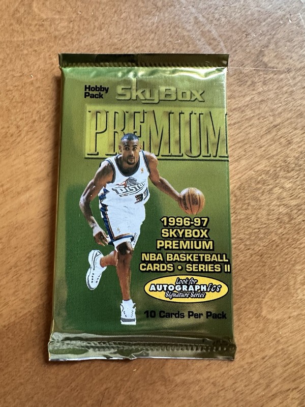 (1) SkyBox 1996-97 Premium Series II NBA Sealed Pack Insert Rookie 10 Cards. 1pk