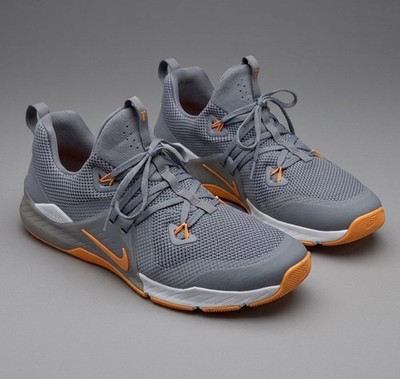 Nike Zoom Train Command Tennessee Vols Volunteers Men s Size 11.5 US A04397-001