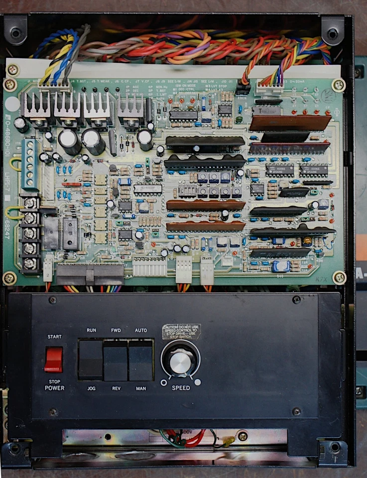 Reliance Electric GP-1200 1AC4003U 3 HP VS AC VFD Motor Drive 460 VAC 3 Phase - Image 4 of 4