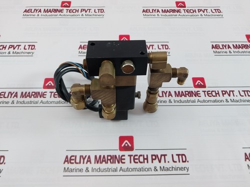 BURKERT 0331 C 5/32 FKM BR Podwójny zawór elektromagnetyczny 24V DC 8W - Zdjęcie 4 z 14