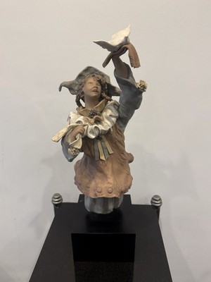 Lladro  Harlequin With Dove'' (Item #1717), a rare, high-end collectible