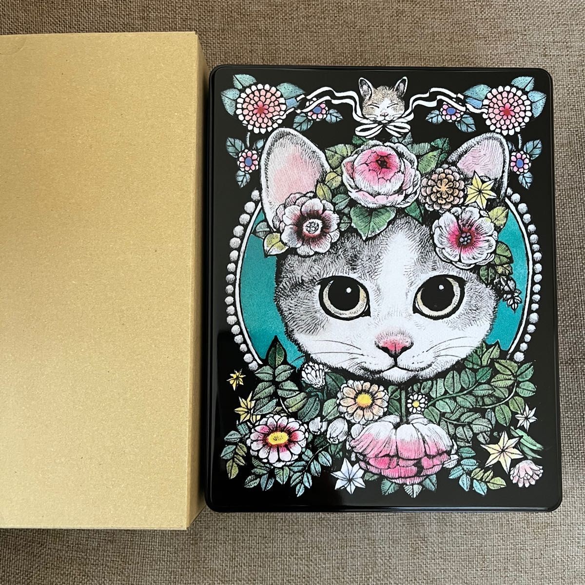Yuko Higuchi x Holbein 2020 Collab Square Tin Box Cat Princess Bo