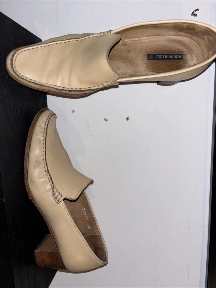Bruno Magli Loafers Size 38 (us 8) Light Beige Leather Made In Italy - Image 3 of 4