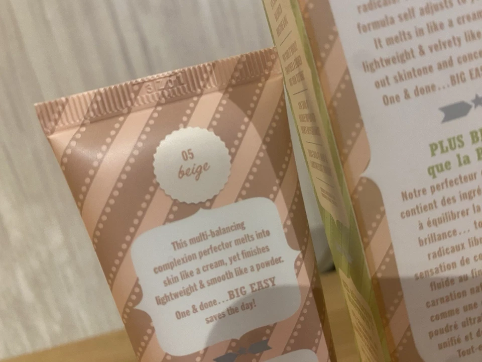 Benefit Big Easy Bigger Than BB - Liquid to Powder Foundation 05 Beige 35ml NEW - Image 3 of 4