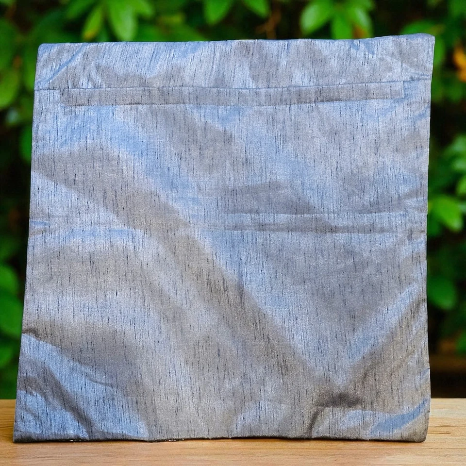 Safavieh 串珠枕头套波西米亚时尚珠宝灰色波什扔枕头 Sham 18 英寸 — 第 4/4 张图片