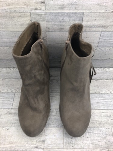 TORRID TAUPE GREY FRINDGE WEDGE BOOTS 10.5 FAUX SUEDE - Picture 3 of 10