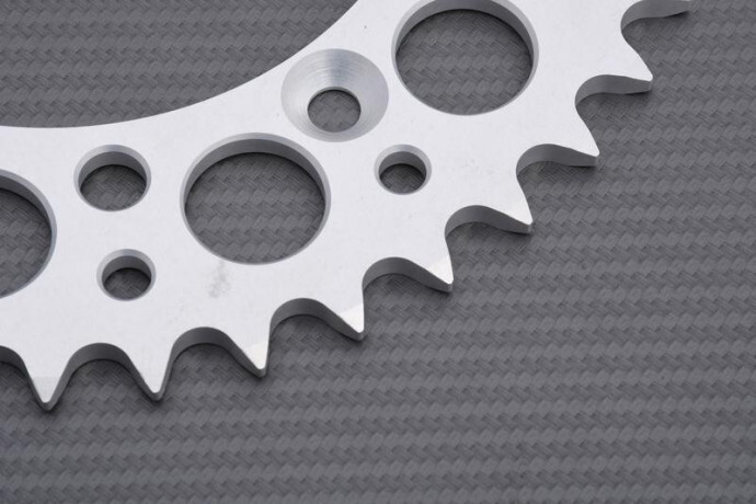 RENTHAL Rear Sprocket Ultra Light 42 Teeth 520 SUZUKI DRZ 400 S