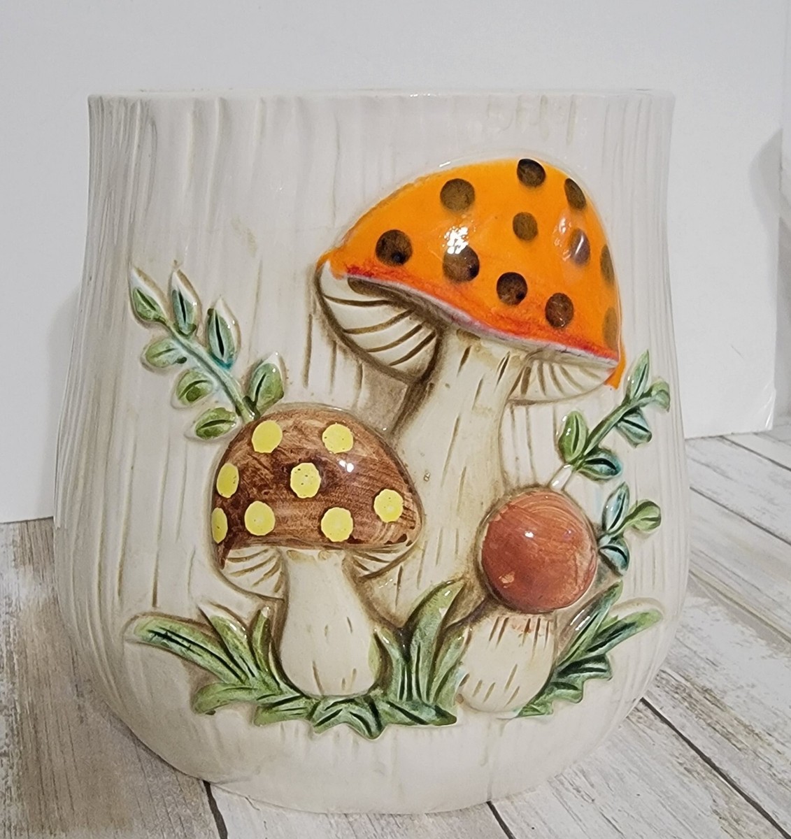 ヴィンテージ　シアーズ　大きめサイズキャニスター　1976 Merry Mushroom Canister 1976 Roebuck Sears 11