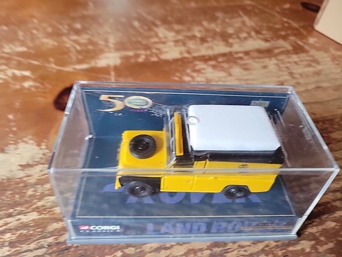 Corgi Classics Land Rover AA Road Service Diecast Collectable 07403 LE 6864 - Picture 2 of 6