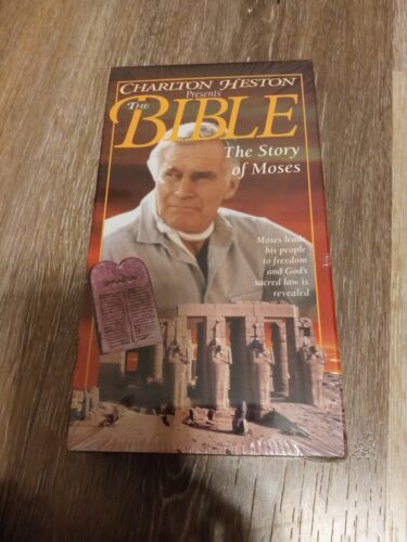 Charlton Heston presenta la Bibbia - La storia di Mosè (VHS 1993) Nuovo - Foto 1 di 3