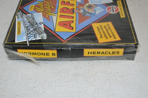 Libro The Model World of Airfix + 2 kits modelo hormona B y Heracles - Imagen 2 de 3