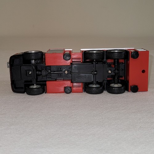 Realtoy Fire Services plastic pullback truck (loose - no packaging) with video - Picture 23 of 24