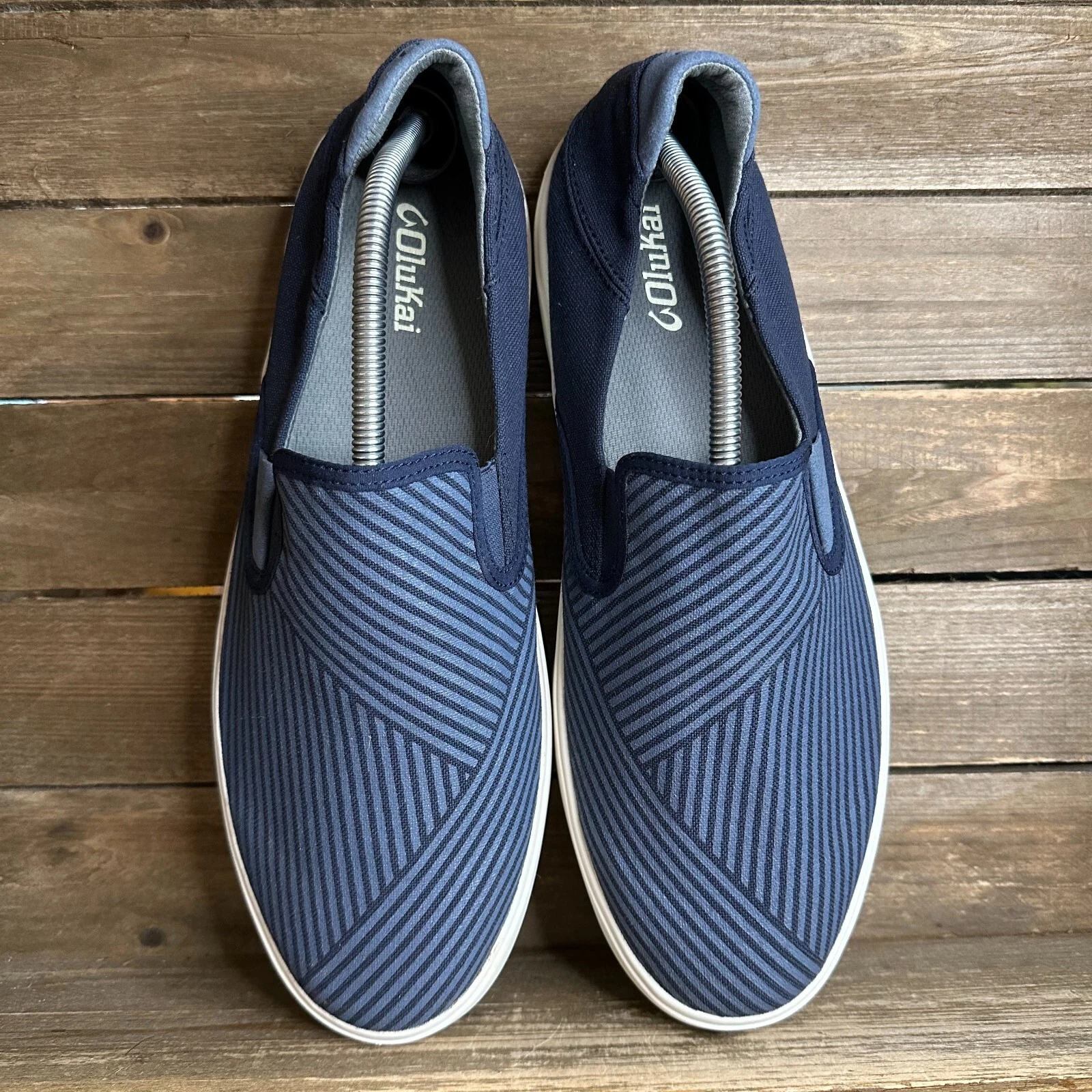olukai canvas casual comfort shoes