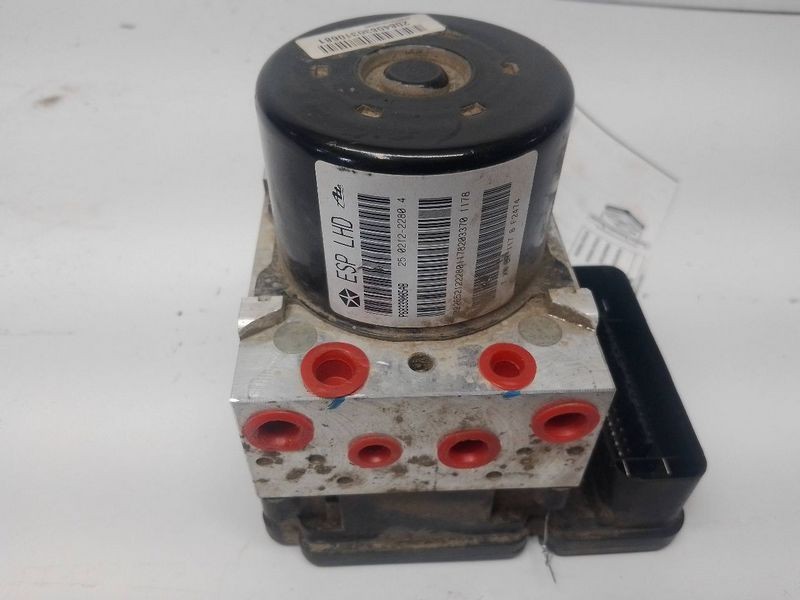 2014-2020 Dodge Journey ABS Anti-Lock Brake Pump Module Assembly Used