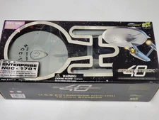 ART ASYLUM DIAMOND SELECT Star Trek NCC-1701 USS Enterprise 40TH Anniv. #85870