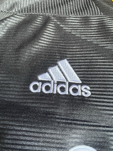 camiseta Retro Real Madrid 1999/2000 - Imagen 8 de 14