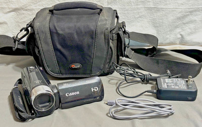 CANON VIXIA Camcorder Digital Camera HF R20 16GB SD Memory Card BUNDLE LOWEPRO